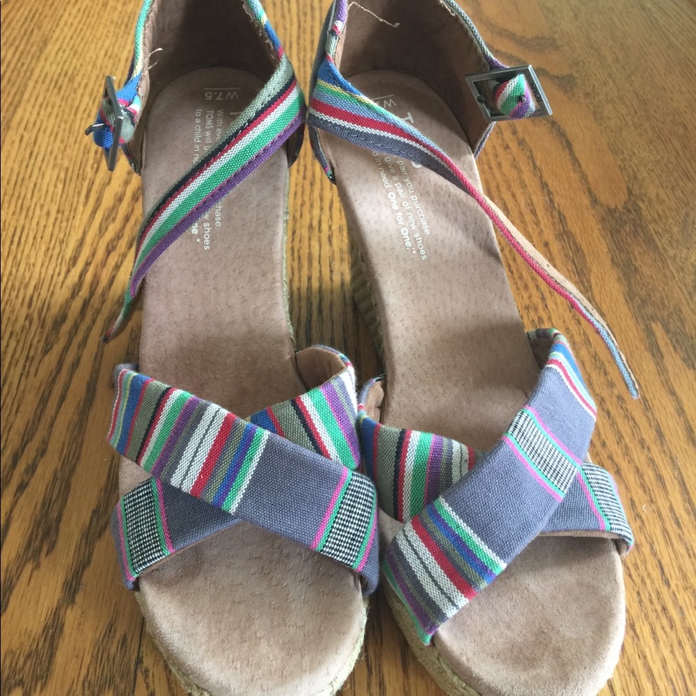 Toms wedges
